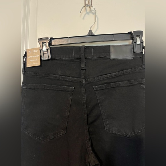 NWT! Madewell Women’s Black Roadtripper Jeans, Size 28P Petite! - Picture 3 of 8